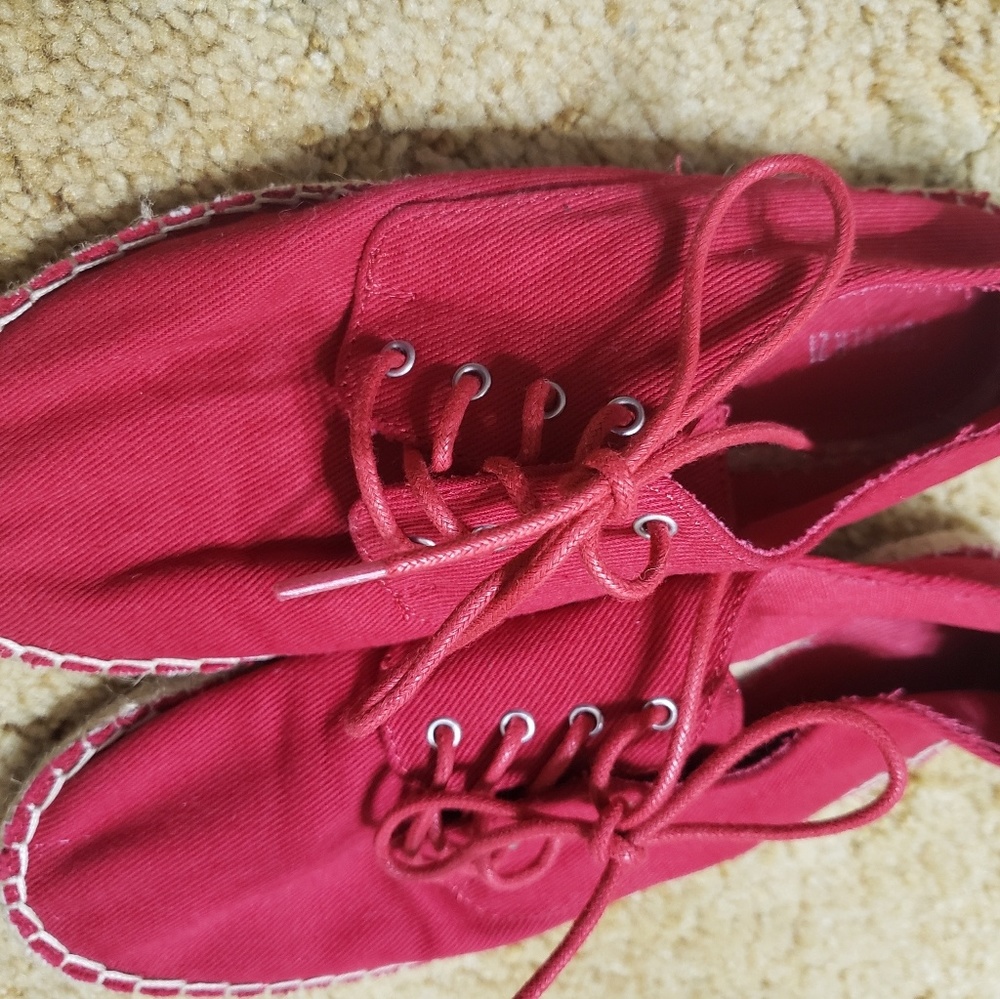 Red shoes